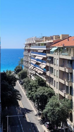PROMENADE GAMBETTA, 100m de la mer, proche Negresco et centre ville